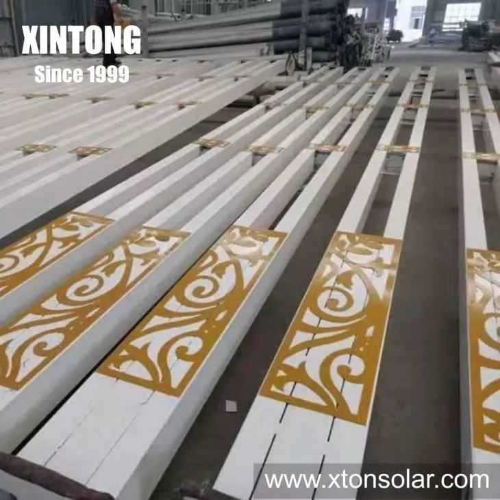 Antike Straßenlaternenmasten